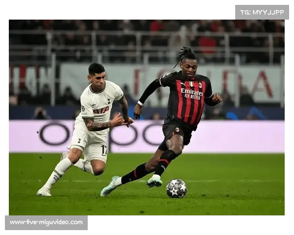 卡利亚里30分暂缓保级压力 弗洛伦肖世界波展现个人能力 卡利亚里30分暂缓保级压力 弗洛伦肖世界波展现个人能力